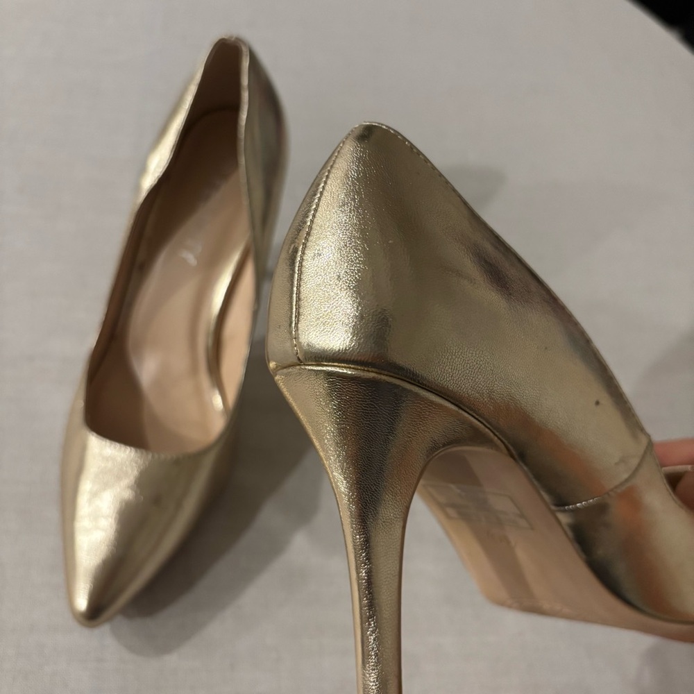 Felicity Metallic Gold Heels Women’s Size 9 Pointed Toe Pumps - Picture 5 of 8